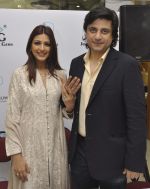 Celebrity couple Sonali and Goldie Behl celebrate their Platinum Day of Love at PNG Jewellery & Gems..jpg